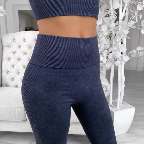 Mono B Pants - Workout Leggings